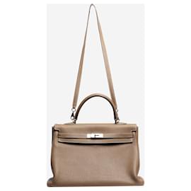 Hermès-Taupe 2012 Kelly 35 bag in Clemence leather-Brown