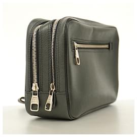 Louis Vuitton-Sac à main Louis Vuitton Clutch Taiga Neo Pavel M32902-Gris