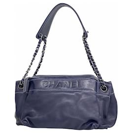 Chanel-Chanel Navy Leather Shoulder Bag-Navy blue