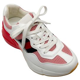 Baskets Rhyton Gucci Rose / Blanc Rose