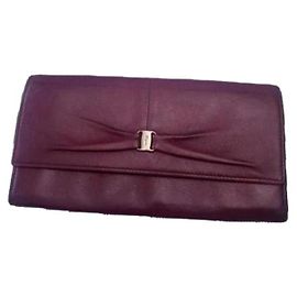 Salvatore Ferragamo wallet Dark red