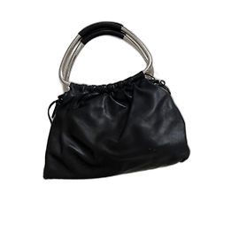 Prada Handtasche mit Metallgriff Schwarz
