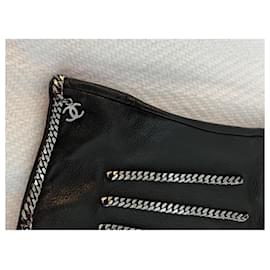 Chanel-Gloves-Black