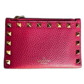 Valentino Garavani Rockstud Zip Cardholder Pink Leather Pink