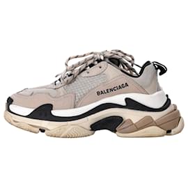 Balenciaga-Baskets Balenciaga Triple S en polyester beige-Beige