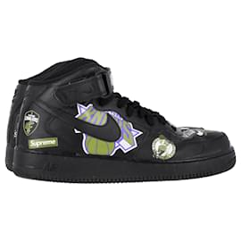 Supreme-Supreme x Nike Air Force 1 Mid Supreme Sneakers in Black Leather-Black
