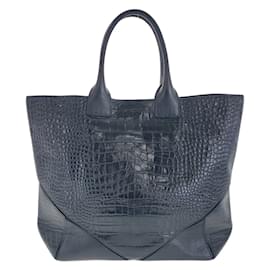 Givenchy-Givenchy Embossed Black Leather Tote Bag-Black