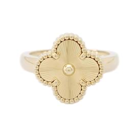 Van Cleef & Arpels-Van Cleef & Arpels Alhambra Vintage Band Ring-Yellow