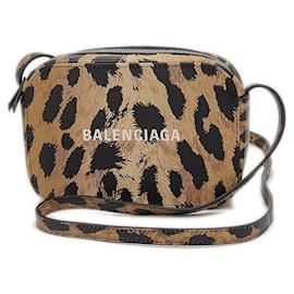 Balenciaga-Sac à dos caméra Balenciaga Everyday-Marron,Noir