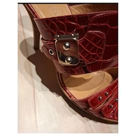 Hermès-Hermès Mules en Crocodile Bordeaux Taille 41-Bordeaux