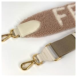 Fendi-Fendi Logo Fur Strap Accessory-Pink,Beige