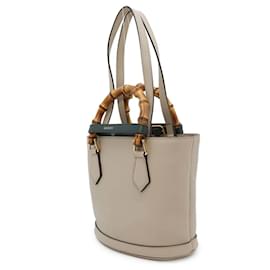 Gucci-Gucci Diana Bamboo Handle Tote Bag-Beige