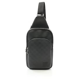 Louis Vuitton-Louis Vuitton Avenue Sling Bag-Black