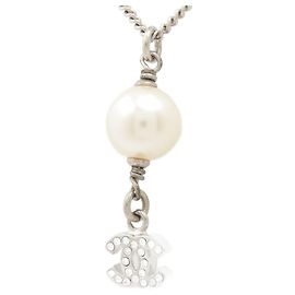 Chanel Collana corta Coco CC in perla finta e strass Argento