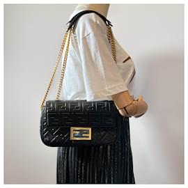 Fendi-Baguette Midi Nappa Leather Black Chain Bag-Black