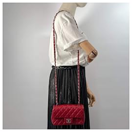 Chanel-Classic Double Flap Mini Matelassè Caviar Leather 2-Ways Flap Bag Dark Bordeaux-Red