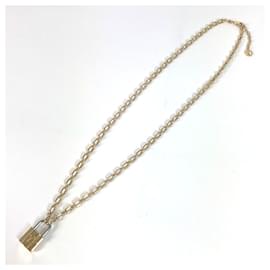 Louis Vuitton-Louis Vuitton Lock Me Padlock Necklace-Golden