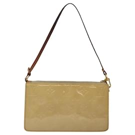 Louis Vuitton-LOUIS VUITTON Monogram Vernis Lexington Accessory Pouch Beige M91010 Auth MX028-Beige