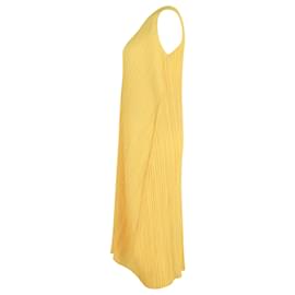 Autre Marque-Issey Miyake Pleats Please Midi Dress in Yellow Polyester-Yellow
