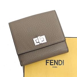 Fendi-Fendi Peekaboo Bi-fold Compact Wallet-Beige,Grey
