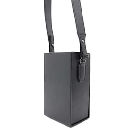 Fendi-Sac à épaule en cuir noir Fendi-Noir