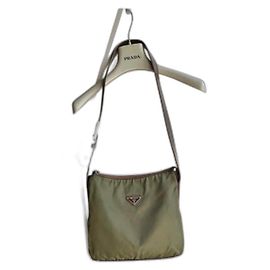 Bolsa de ombro de nylon vintage Prada - Verde Verde