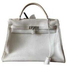 Hermès-Hermes, Kelly bag, retourne, 32 in white leather-White