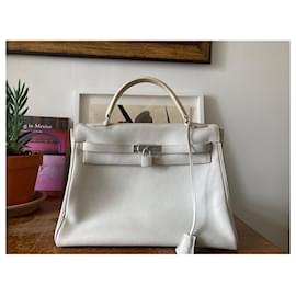 Hermès-Hermes, Kelly bag, retourne, 32 in white leather-White