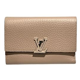 Louis Vuitton-Louis Vuitton Capucines Portefeuille M62156 Compact Wallet-Other