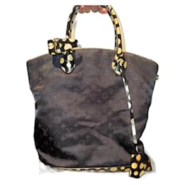 Louis Vuitton-Louis Vuitton x Yayoi Kusama Lockit Vertical MM-Black