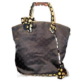 Louis Vuitton x Yayoi Kusama Lockit Vertical MM Noir