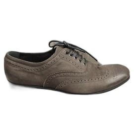 Prada Richelieu in pelle marrone Marrone