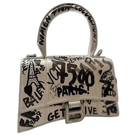 Autre Marque Balenciaga Mini Handtasche Weiß Leder Weiß