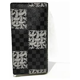 Louis Vuitton-Louis Vuitton Damier Graphite Wallet-Black