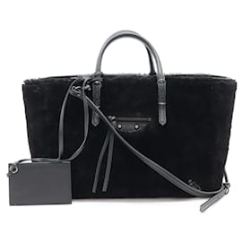 Balenciaga-Sac tote 2WAY en cuir shearling Balenciaga-Noir