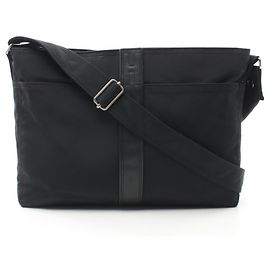 Bolsa de ombro em nylon e couro Basas MM da Hermès Acapulco Preto