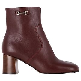 Salvatore Ferragamo Botines con detalle de hebilla Otello Ferragamo en cuero burdeos Roja Burdeos