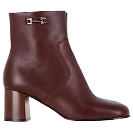 Salvatore Ferragamo-Bottines à détail de boucle Otello Ferragamo en cuir bordeaux-Rouge,Bordeaux