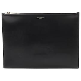 Yves Saint Laurent-Yves Saint Laurent Leather Clutch Bag-Black
