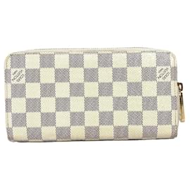 Louis Vuitton-Louis Vuitton Zippy wallet-White