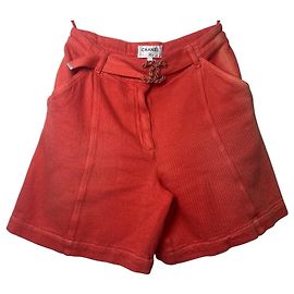 Shorts de algodão vermelho coral CC com fivela Chanel 2019 FR 36 Vermelho Coral