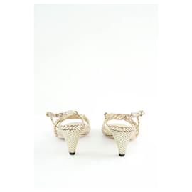 Gucci-Leather heels-Golden