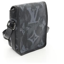 Louis Vuitton-Louis Vuitton Amazon Messenger Bag-Black