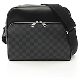 Louis Vuitton-Louis Vuitton Dayton PM Shoulder Bag-Black