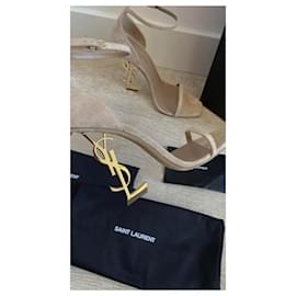 Yves Saint Laurent-Opyum-Beige