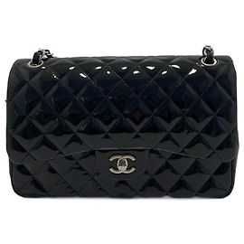 Bolsa Chanel Timeless Jumbo Double Flap em couro verniz preto Preto