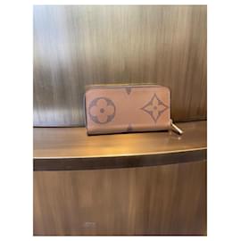 Louis Vuitton-Wallets-Brown