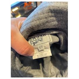Hermès-Chapeaux-Noir,Gris