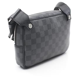 Louis Vuitton-Louis Vuitton Damier Graphite Scott Shoulder Bag N50018-Black