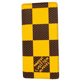 Louis Vuitton-Louis Vuitton Long Wallet in Damier Pop-Yellow,Damier ebene